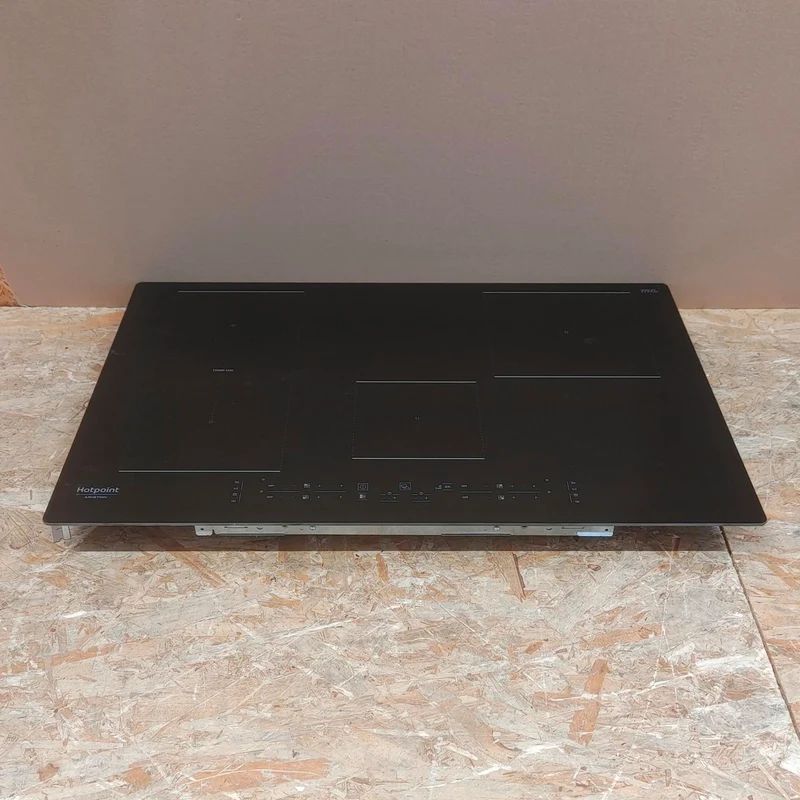 Piano cottura Hotpoint Ariston HB0577BNE a induzione