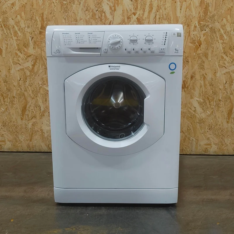 Hotpoint Ariston ARSL 108 lavatrice Caricamento frontale 5 kg 1000 Giri/min Bianco