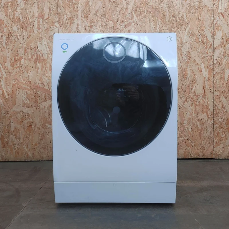 LG LSWD100E lavasciuga Libera installazione Caricamento frontale Bianco A