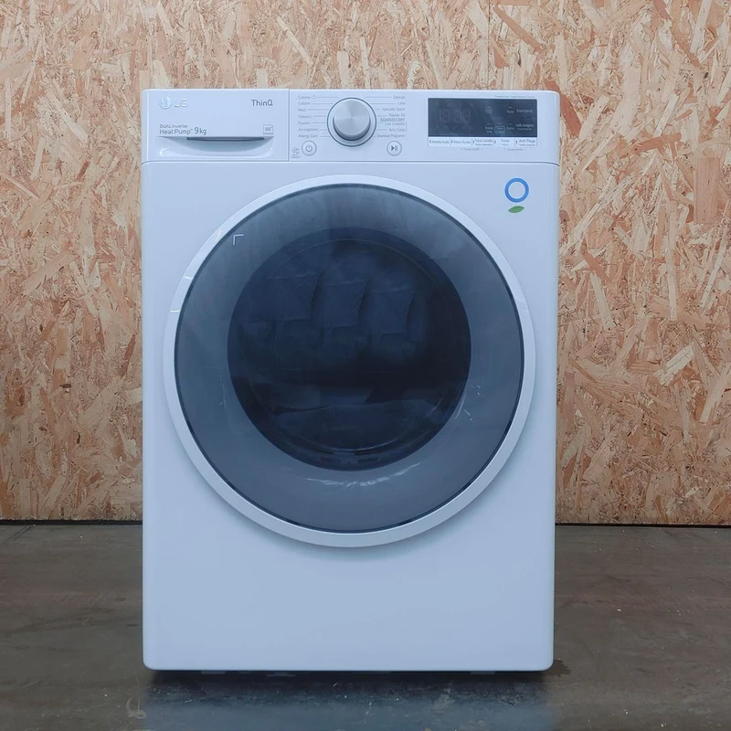 LG RH90V9AVHN asciugatrice Libera installazione Caricamento frontale 9 kg A+++ Bianco