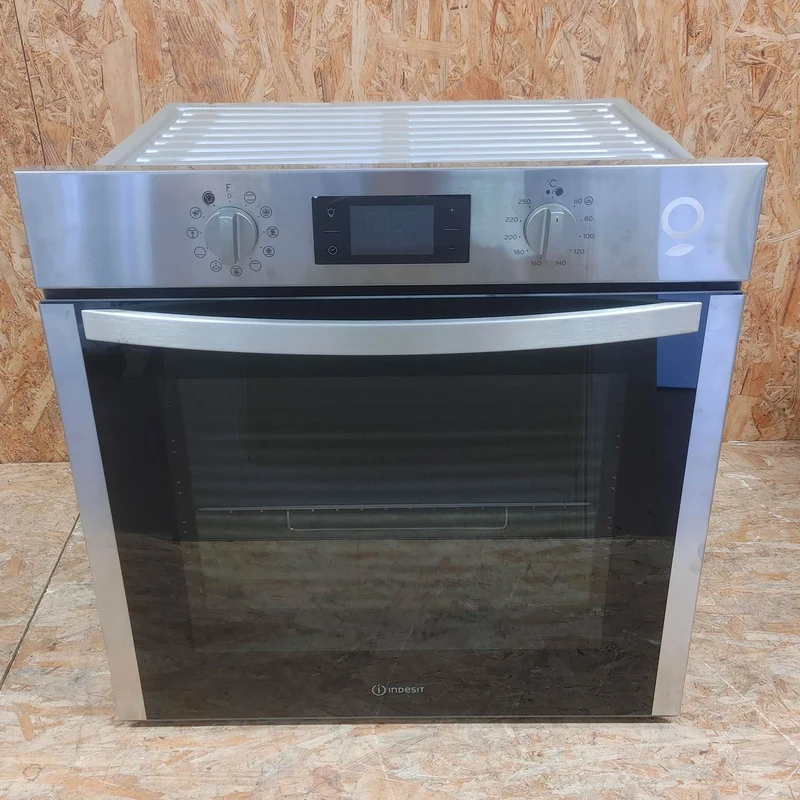 Indesit IFW5844 IX 71 L Acciaio inox