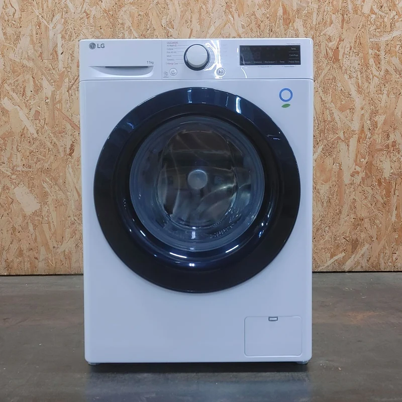 Lavatrice LG F4R3011NSWB Carica frontale 11 kg 1400 Giri/min Bianco