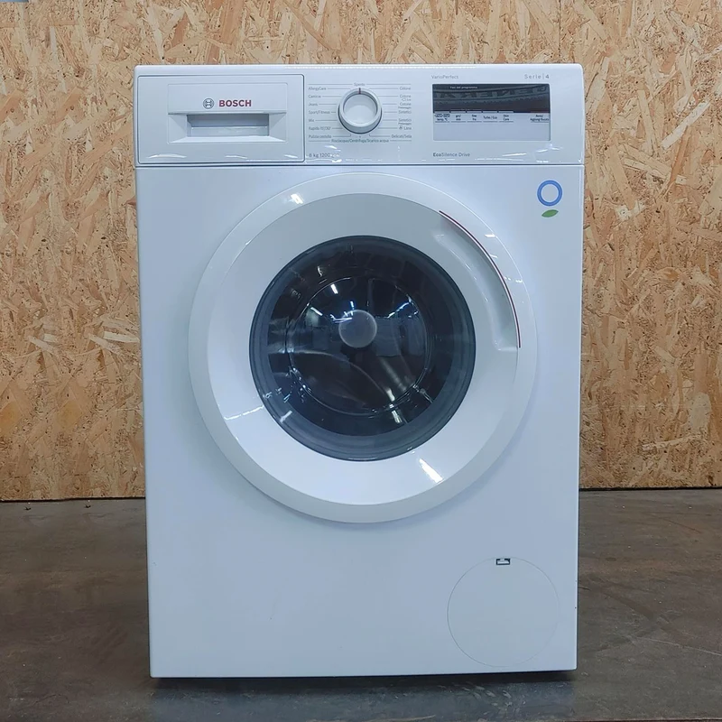 Bosch Serie 4 WAN24168IT lavatrice Caricamento frontale 8 kg 1200 Giri/min Bianco