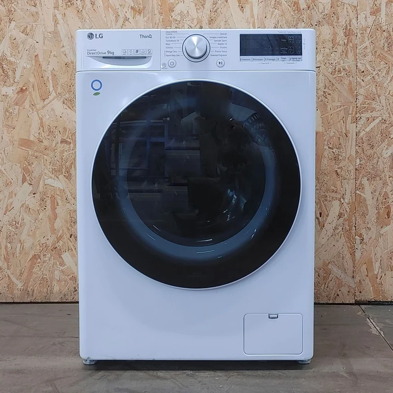 LG F4WV509S0EA Lavatrice 9kg AI DD, Classe B, 1400 giri, TurboWash, Autodosaggio