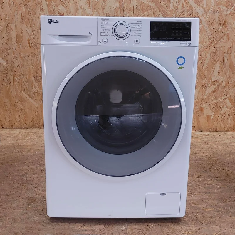 Lavatrice LG F2WV3S7SHE Caricamento frontale 7 kg 1200 Giri/min Bianco